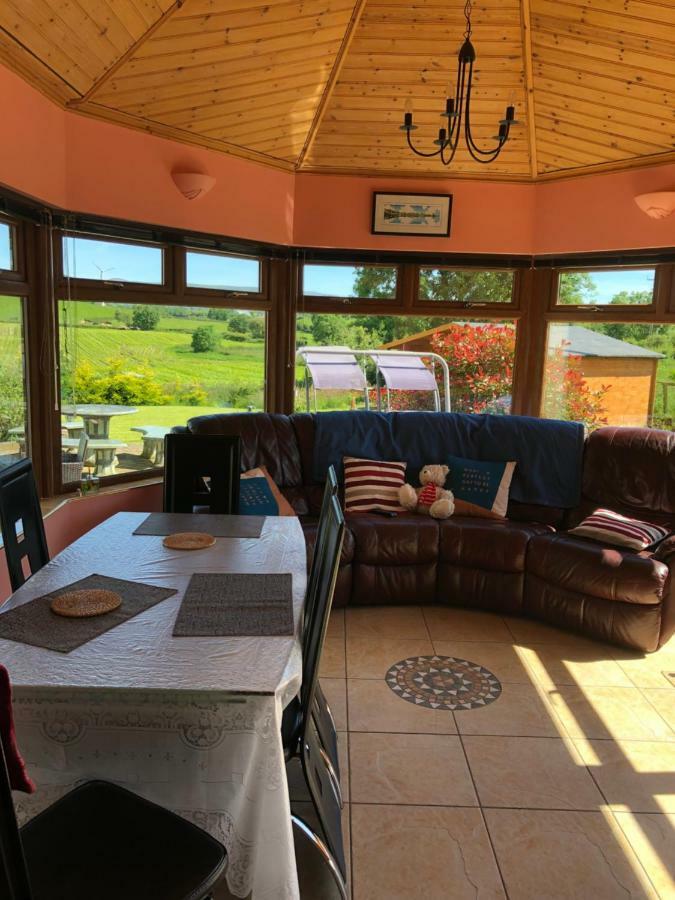 Ballyroney Leigh House Bed And Breakfast מראה חיצוני תמונה